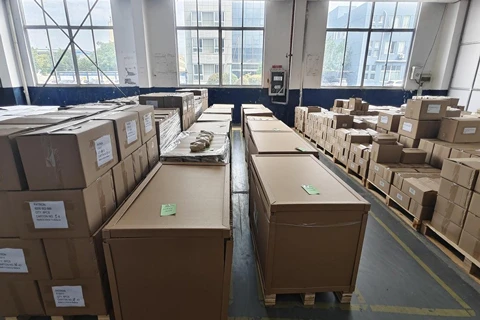 Production workshop and packaging